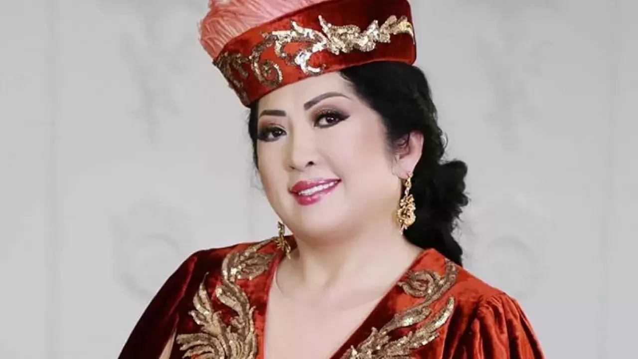 Алматыда Мақпал Жүнісова кештеріне билеттер түгел өтті