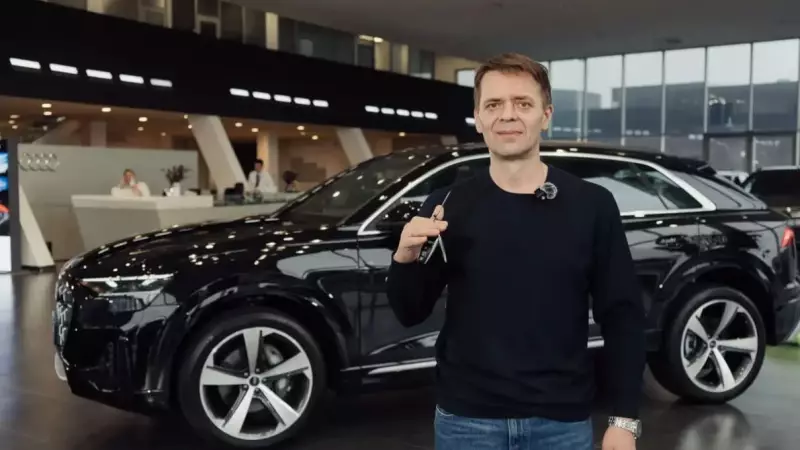 Қазақстандық кәсіпкер Михаил Шайдоровтың әкесіне көлік сыйлады