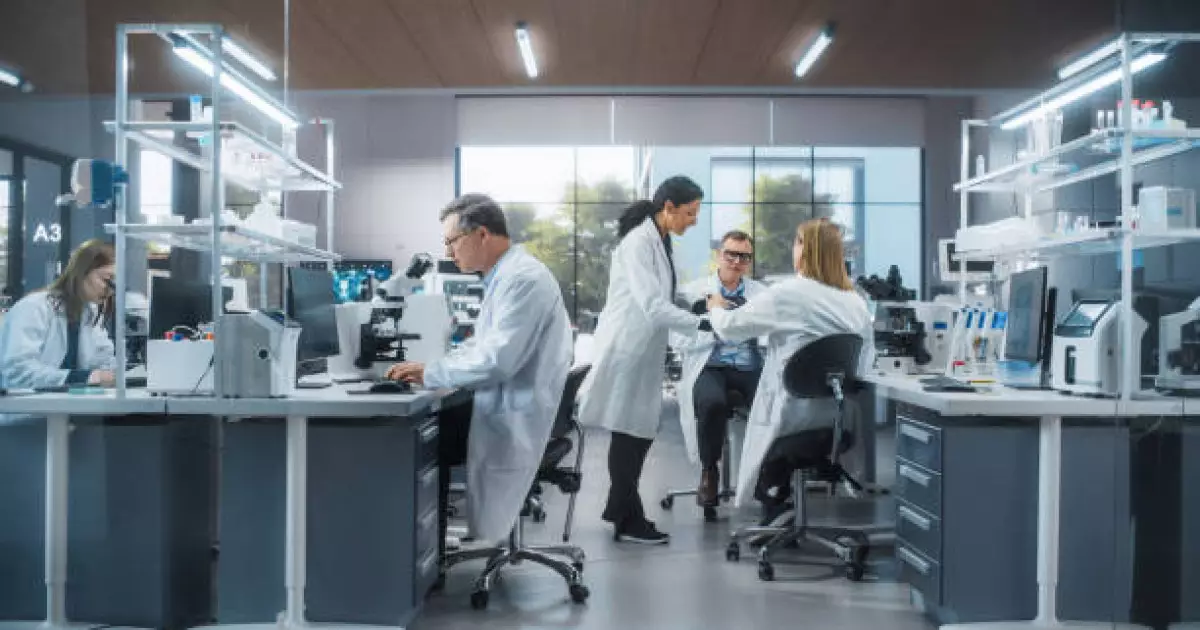   Ғалымдар мен ғылыми қызметкерлердің мәртебесі заң жүзінде бекітіледі   