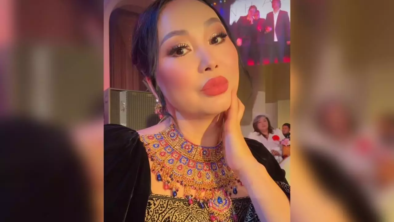 "Еске алуды той қылған": Қарақат Әбілдина өзін сынағандарға үн қатты