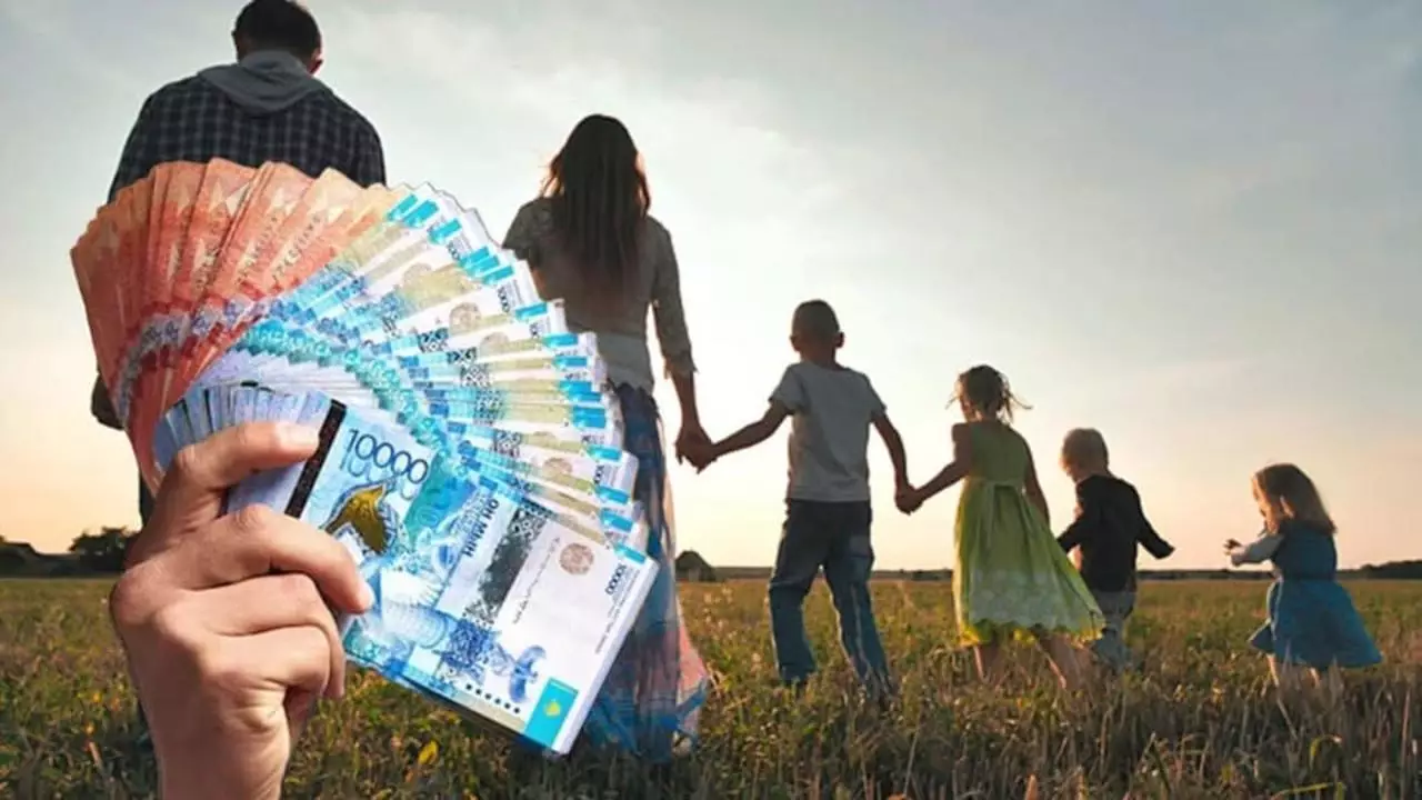 Ұлытау облысында көпбалалы аналарға 8 наурызға орай біржолғы төлем беріледі
