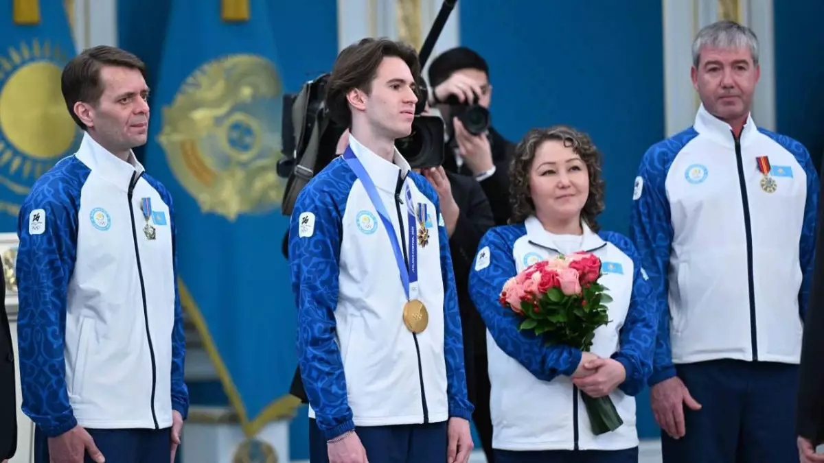 Токаев поблагодарил отца Шайдорова