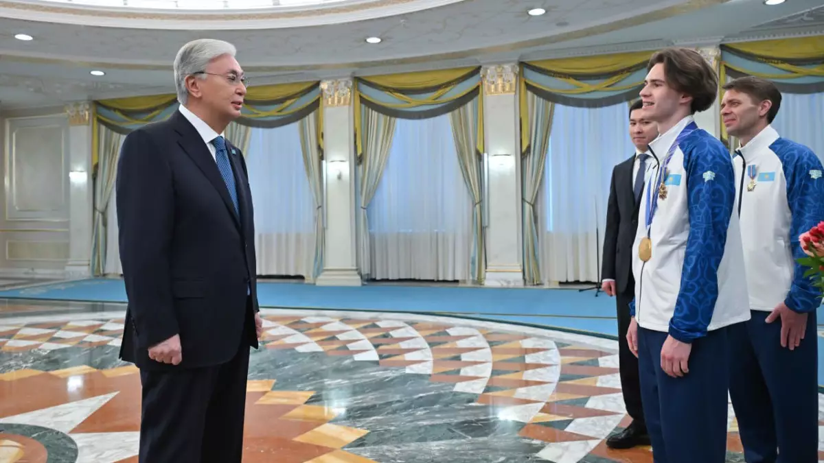 Президент Казахстана наградил Михаила Шайдорова