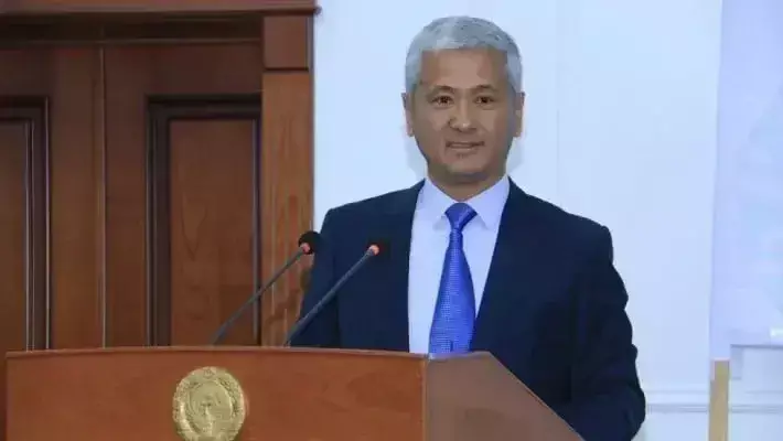 Экс-хокима Шараф-Рашидовского района осудили на 11 лет за коррупцию