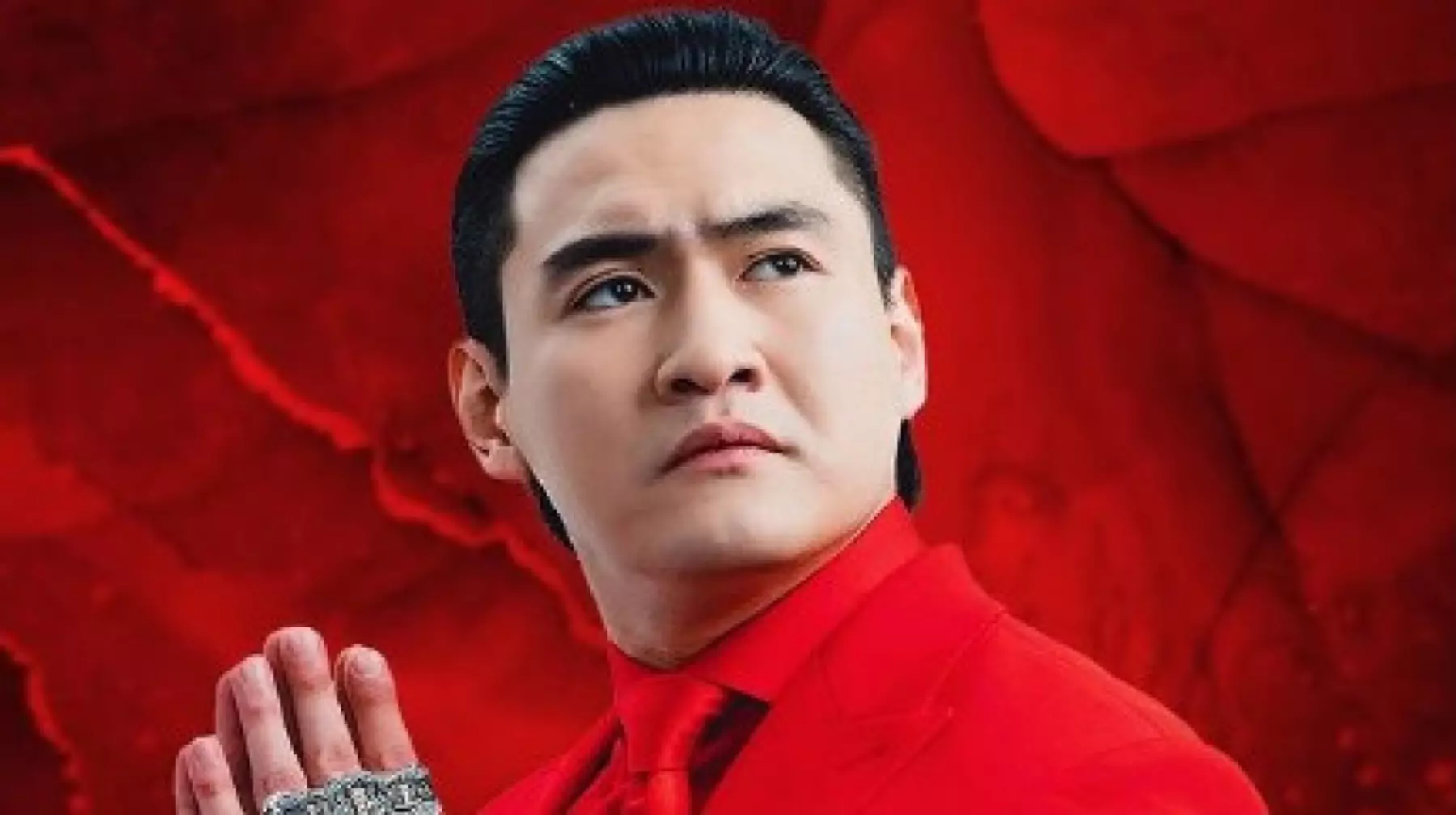 "Кешірім сұраймын". Әнші Төреғали Төрәлі халықтан және әйелінен кешірім сұрап, уәдесінде тұра алмағын жеткізді