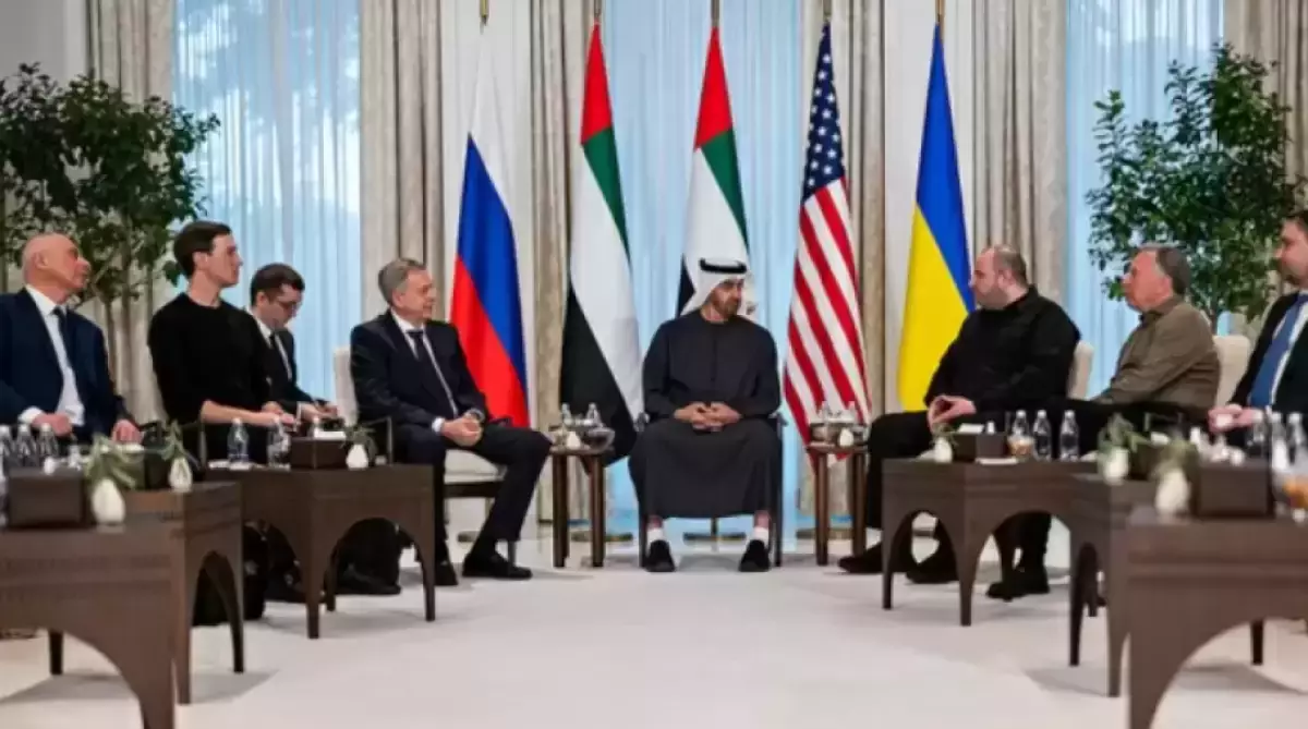 Зеленский: келіссөздердің жаңа кезеңі наурыздың басында өтуі мүмкін