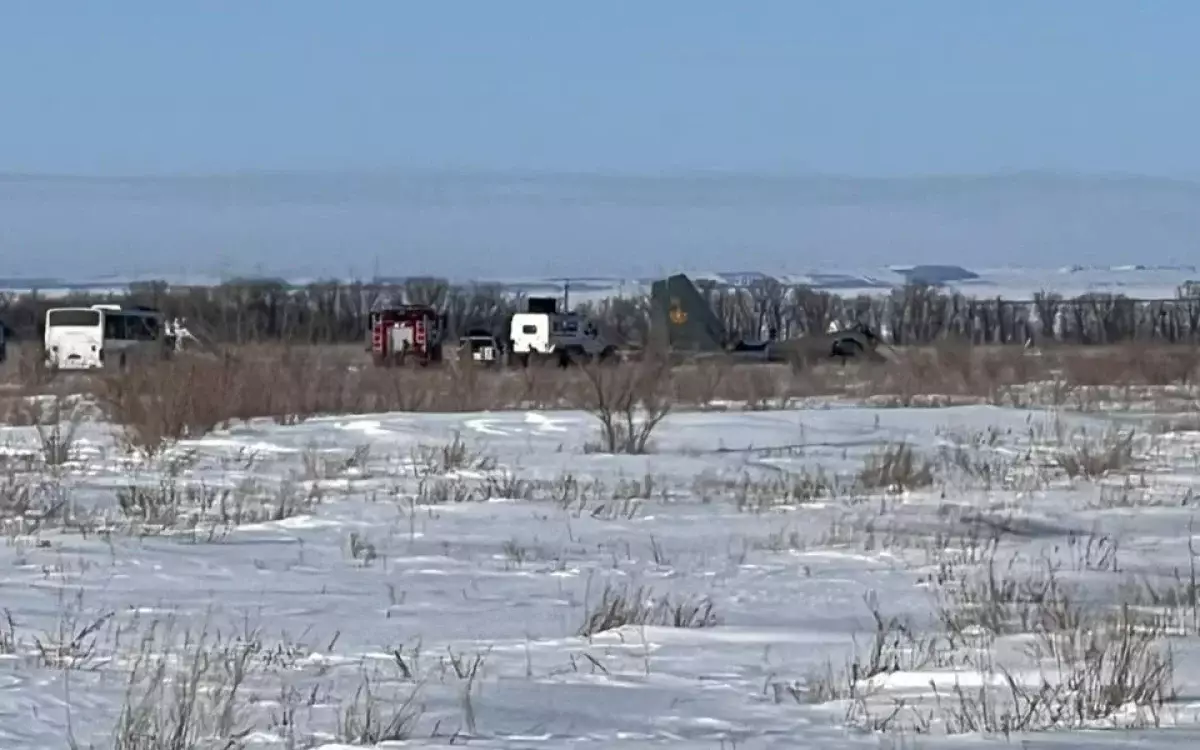 Появились первые кадры с места падения истребителя в Карагандинской области