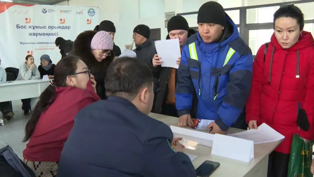 Жезқазғанда өткен еңбек жәрмеңкесі жүзден астам бос орын ұсынды