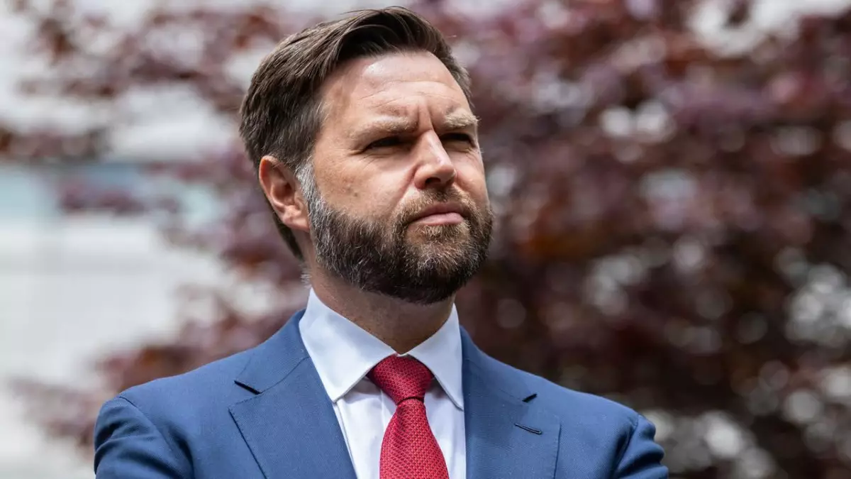 Вэнс: США добиваются прогресса в переговорах с Россией и Украиной