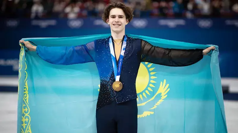 Фигурист из Казахстана получил две трехкомнатные и одну двухкомнатную квартиры.