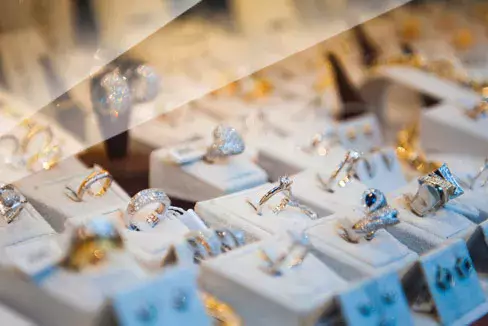 Воры похитили золото на миллионы в Казахстане.