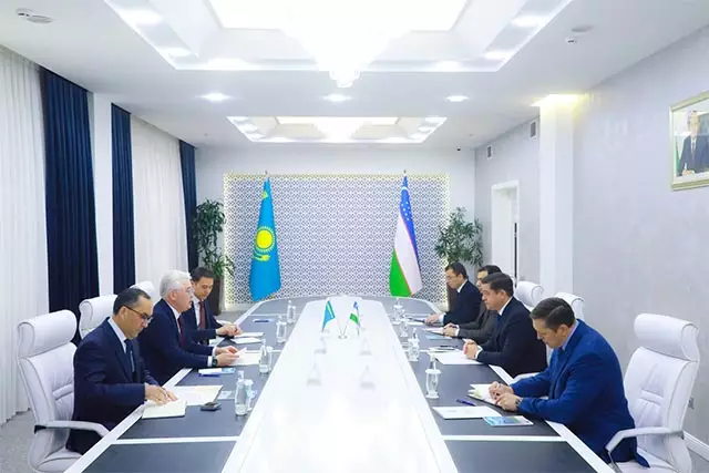 Узбекистан и Казахстан обсудили развитие двустороннего налогового сотрудничества.