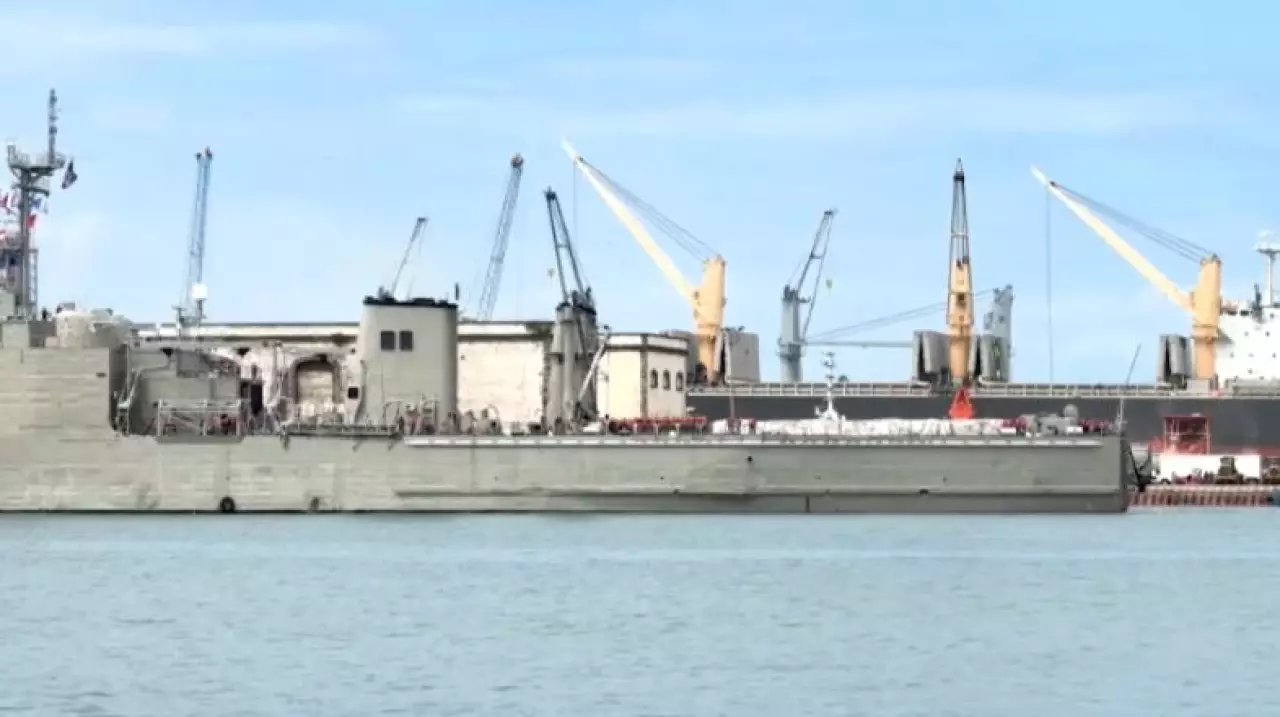 Мексика направила гумпомощь на Кубу