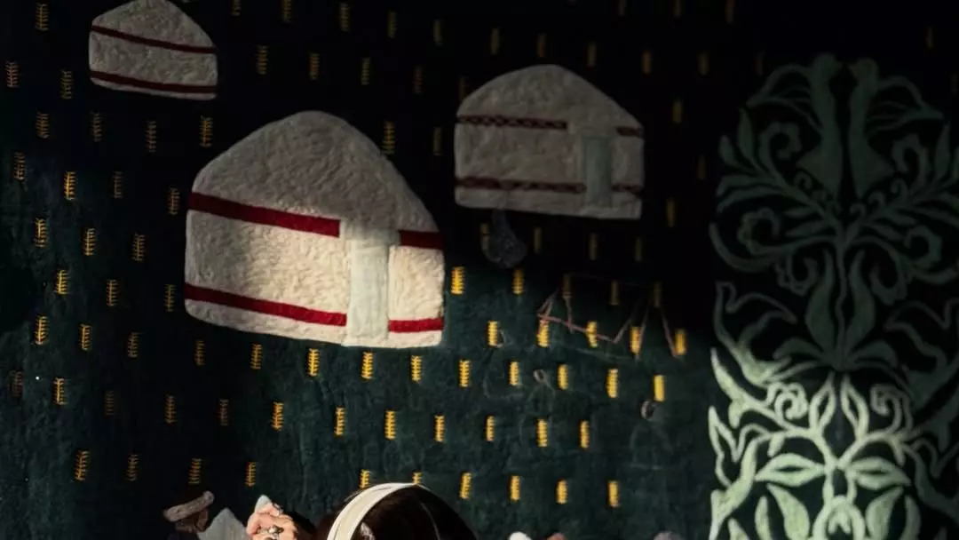 Токиодан Калифорнияға дейін: Қазақтың киіз өнері қалай трендке айналды?