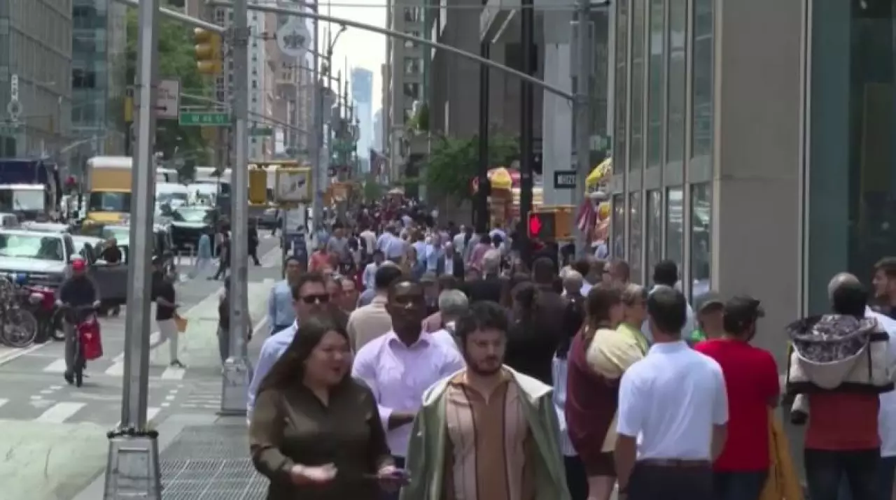 Как в мире поддерживают социально уязвимых граждан