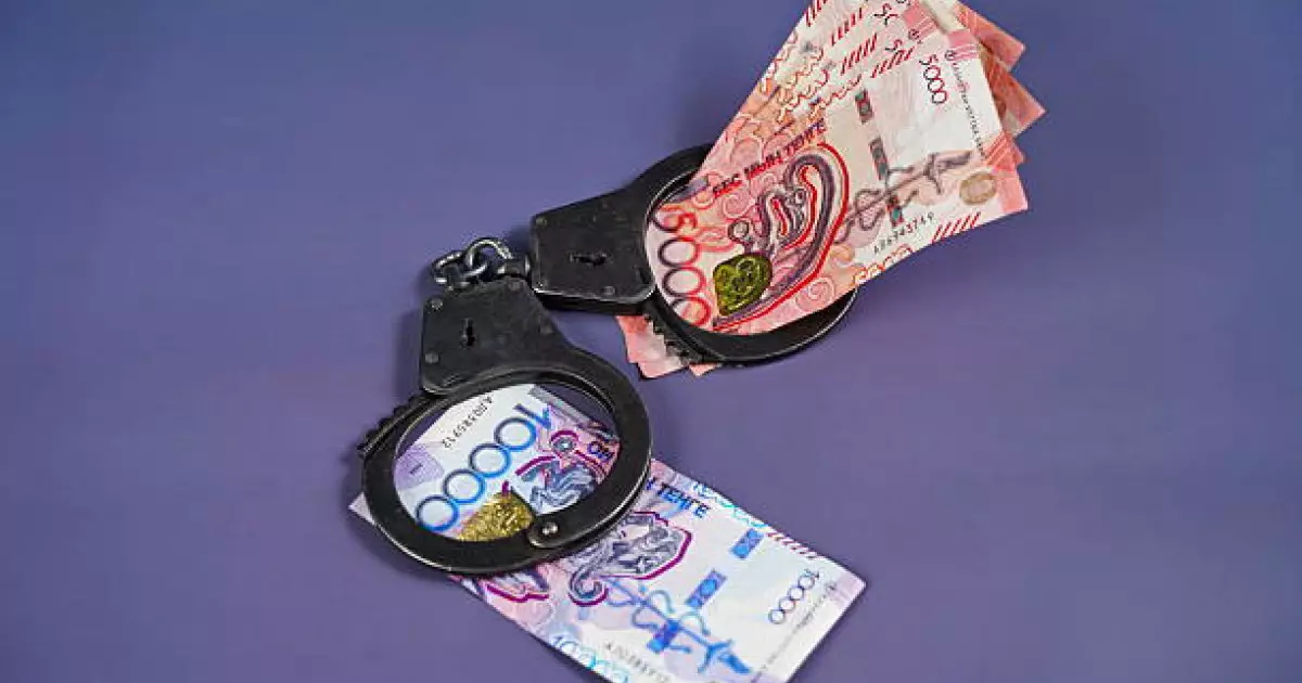  Оралда шенеуніктерді бопсалаған блогер сотталды 