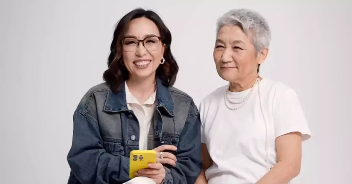 «Ең қатал адам»: Дина Төлепберген алғаш рет анасы туралы сыр шертті