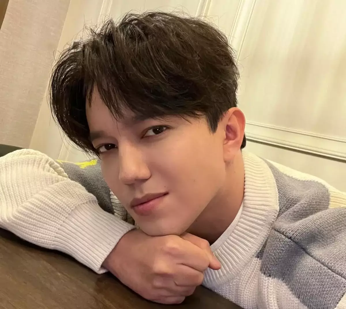 Бельгийское радио два часа крутило песни Димаша для слушателей со всего мира