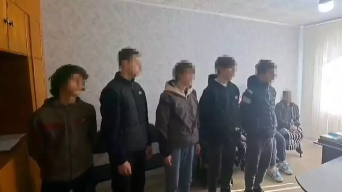 Теміртауда зейнеткерді қорлаған бір топ жасөспірім 5 жылға сотталуы мүмкін