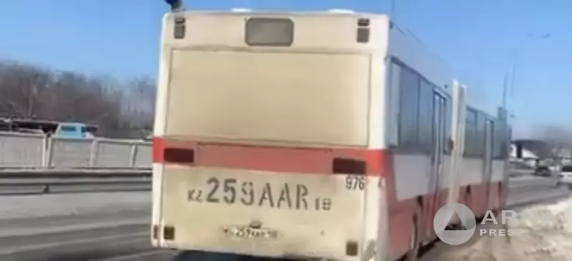 Семейдегі қоғамдық көліктердің суықтығына тұрғындар шағымдануда