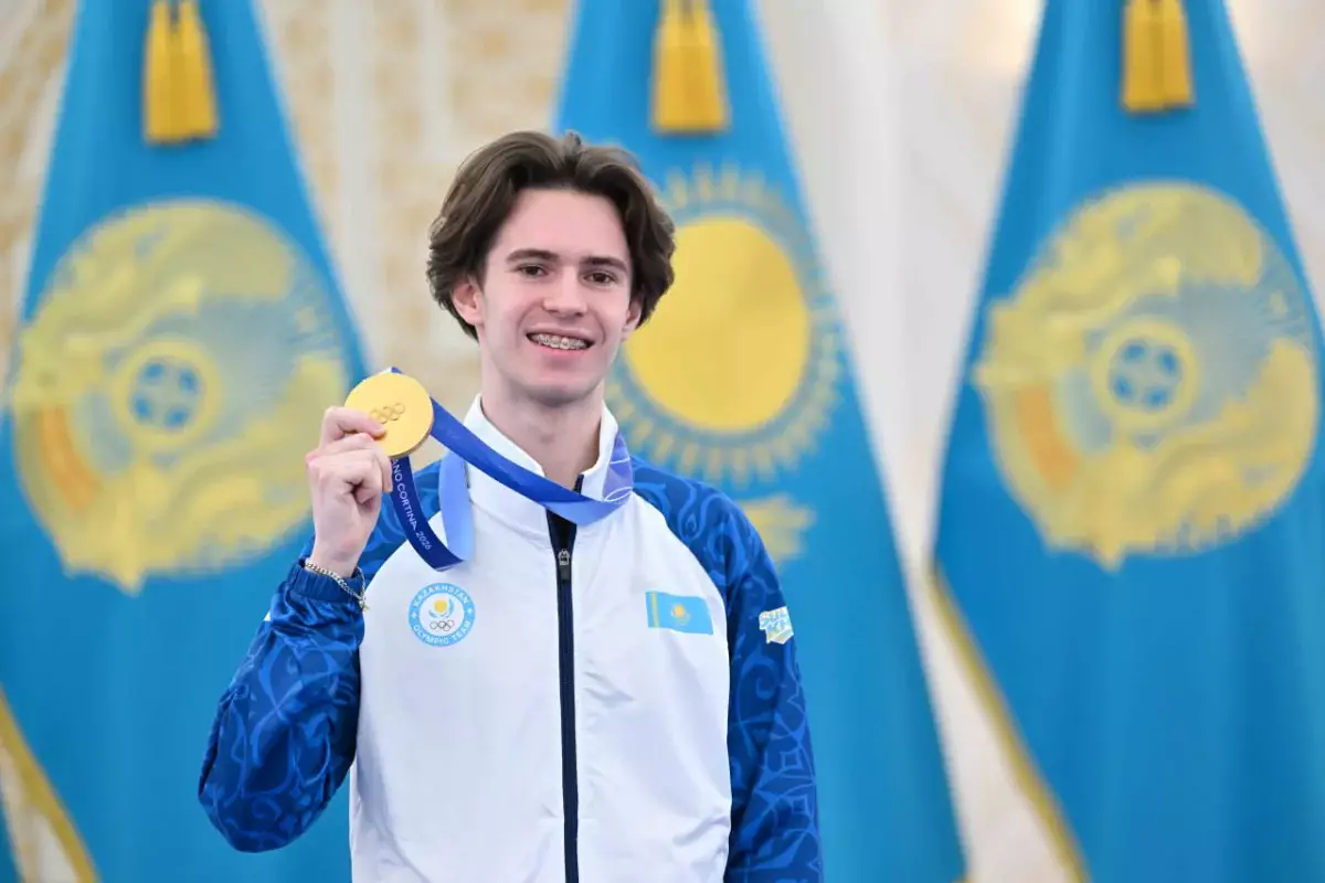 Чемпионат мира по фигурному катанию 2026 пройдет без Михаила Шайдорова