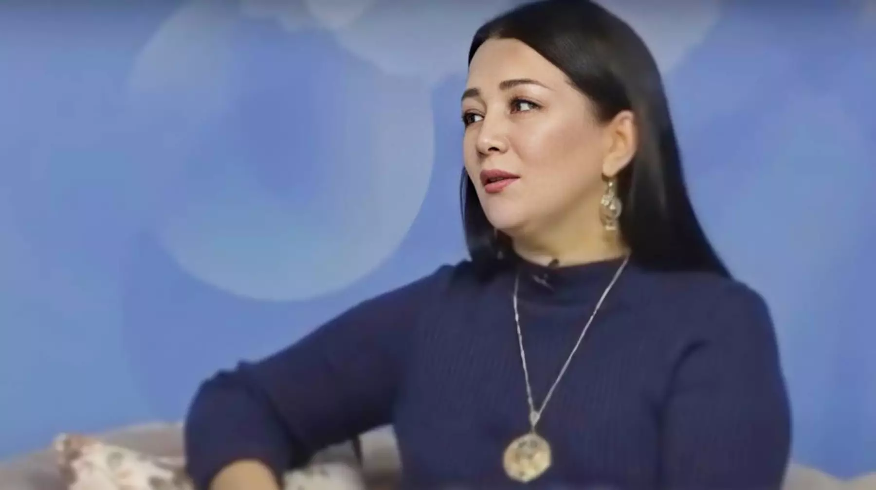  "Тілін білмейтін анадан бетінде ұяты жоқ ұрпақ дүниеге келеді" - әнші Светлана Айтбаева 