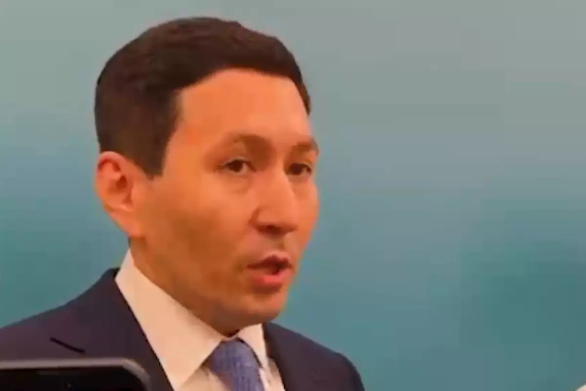 В «Самрук-Қазына» сократят 10 процентов сотрудников