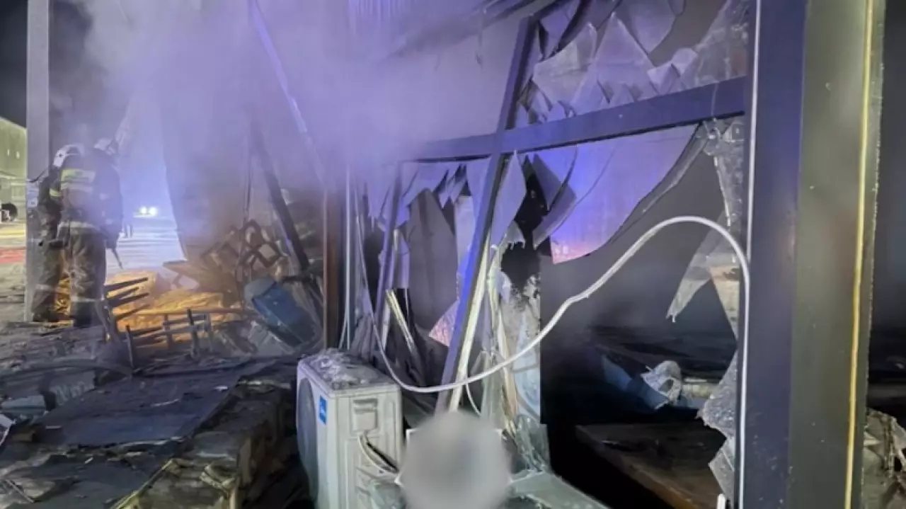 Причину ЧП в кафе устанавливают в Щучинске