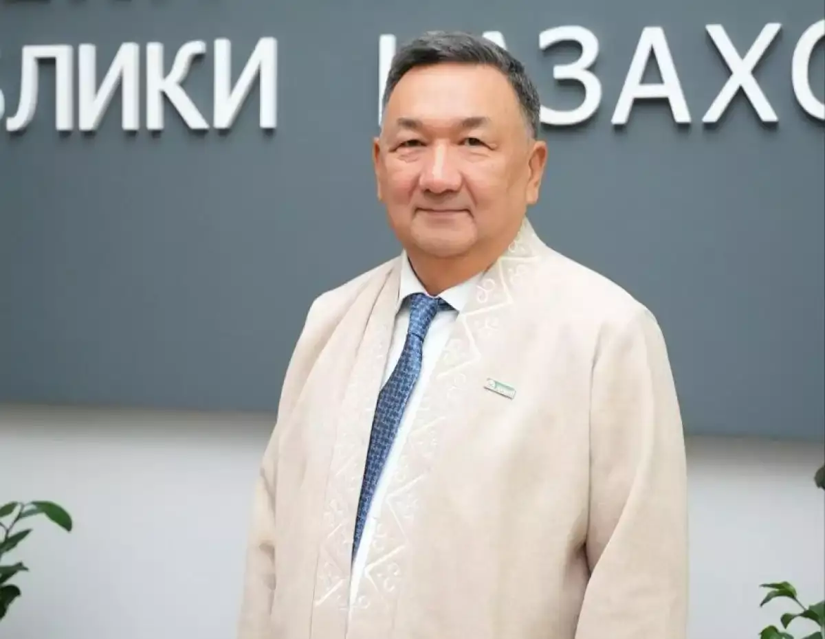 «Ауыл» партиясы референдумға ұлттық киіммен бару челленджін бастады