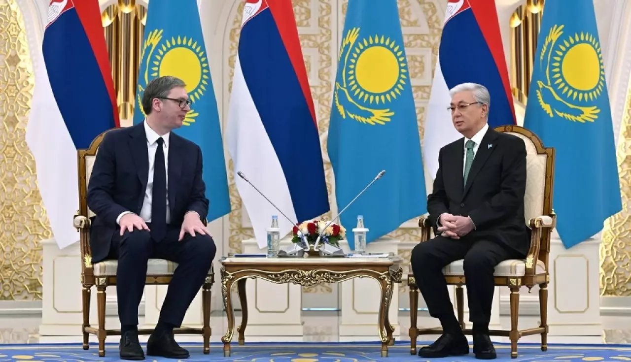 Президенты Казахстана и Сербии провели переговоры в узком составе