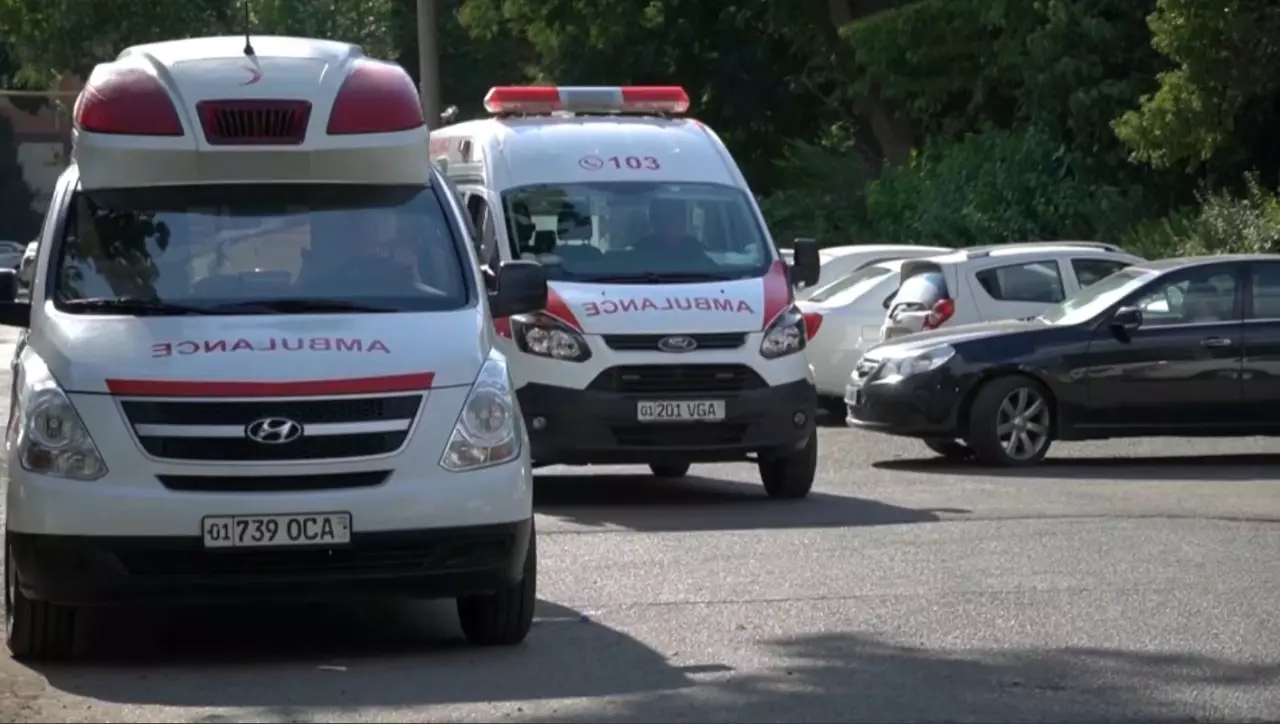 Өзбекстанда 62 бүлдіршін астан ұшынып қалды