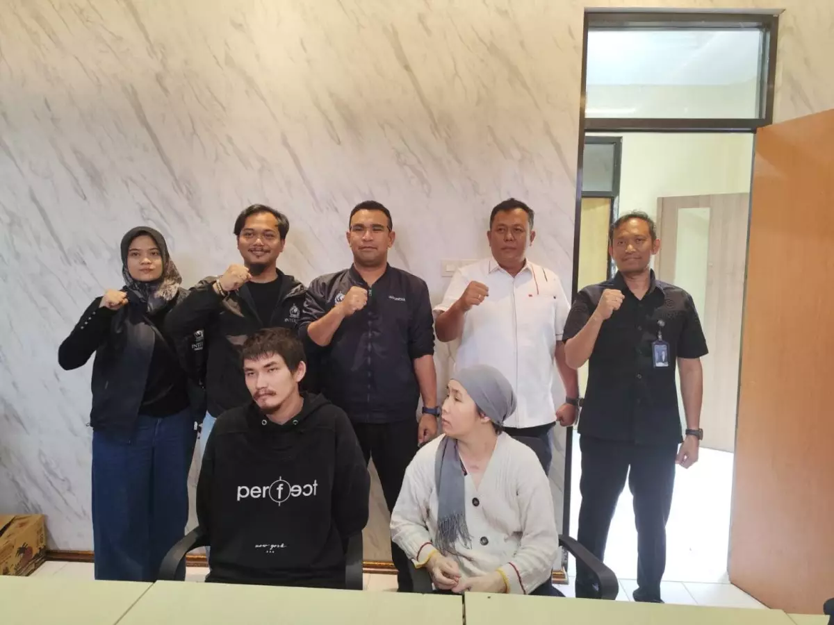 Атыраудағы қылмыс: Күдікті күйеу баланың ұсталған сәтінен эксклюзивті кадрлар шықты (ВИДЕО)