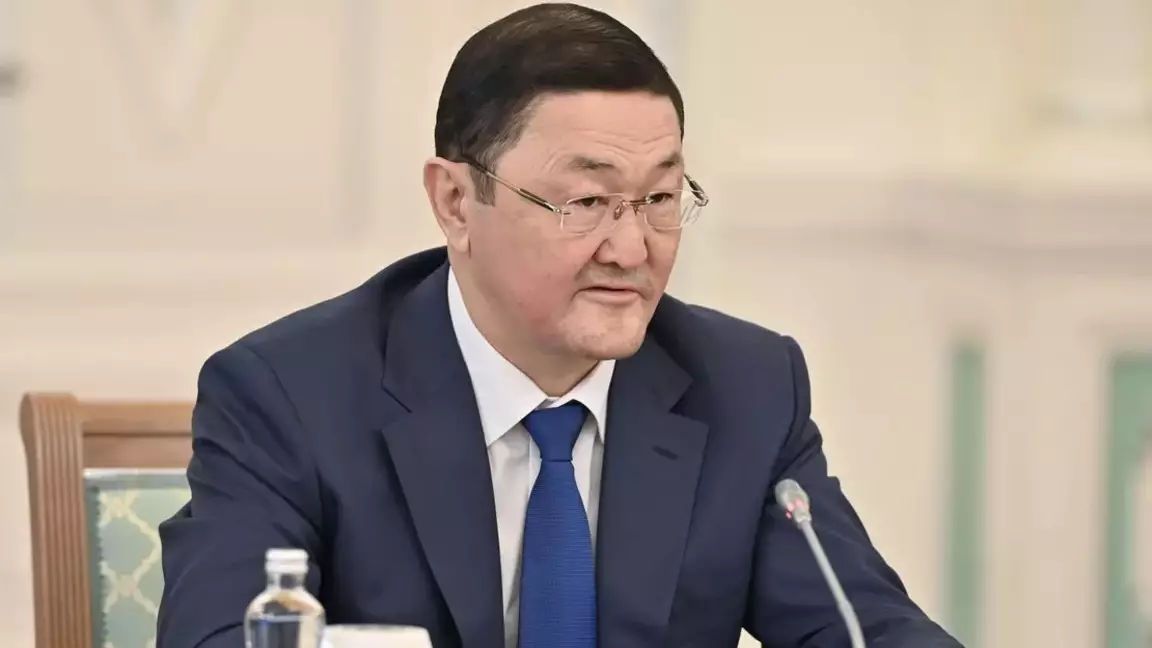 “Тексеріс басталды”. Асылов Эпштейн ісіне қатысты ақпаратқа пікір білдірді