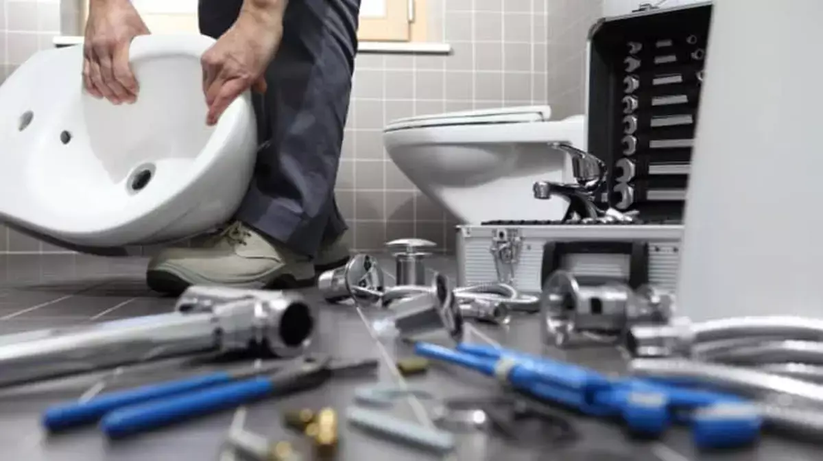 В Казахстане слесари, сантехники и сварщики стали зарабатывать наравне с банковскими менеджерами - новости на Lada.kz 27.02.2026