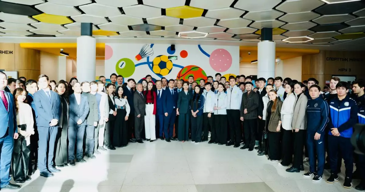   Батыс Қазақстанда жалпыұлттық коалиция мүшелері креативті жастармен жаңа Конституция жобасын талқылады   