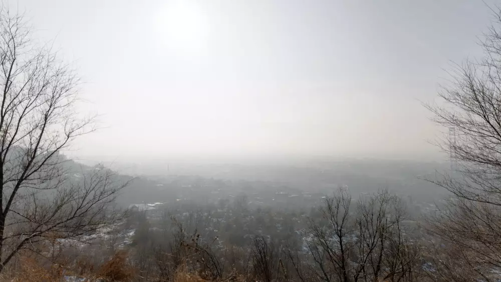 Астану заморозит до -34, а Алматы спрячется в тумане