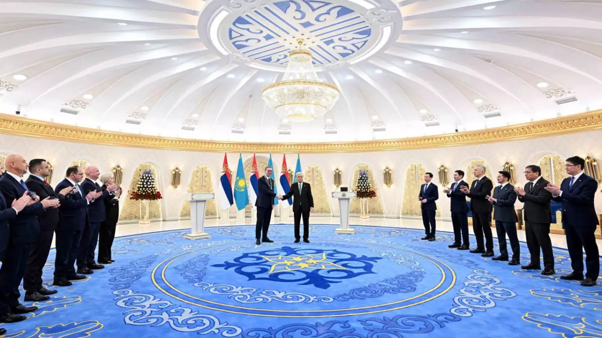Қасым-Жомарт Тоқаев пен Александр Вучич Бірлескен мәлімдеме қабылдады