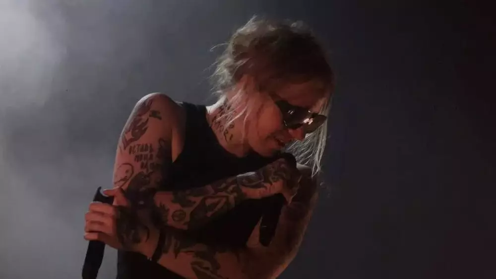 Еще у одного рэпера начались проблемы в России