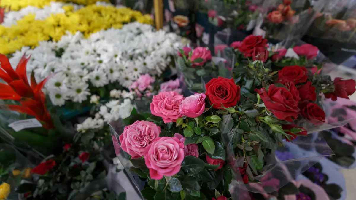 Ақтөбелік әйел гүл шоғын 7,5 миллион теңге "сатып алды"