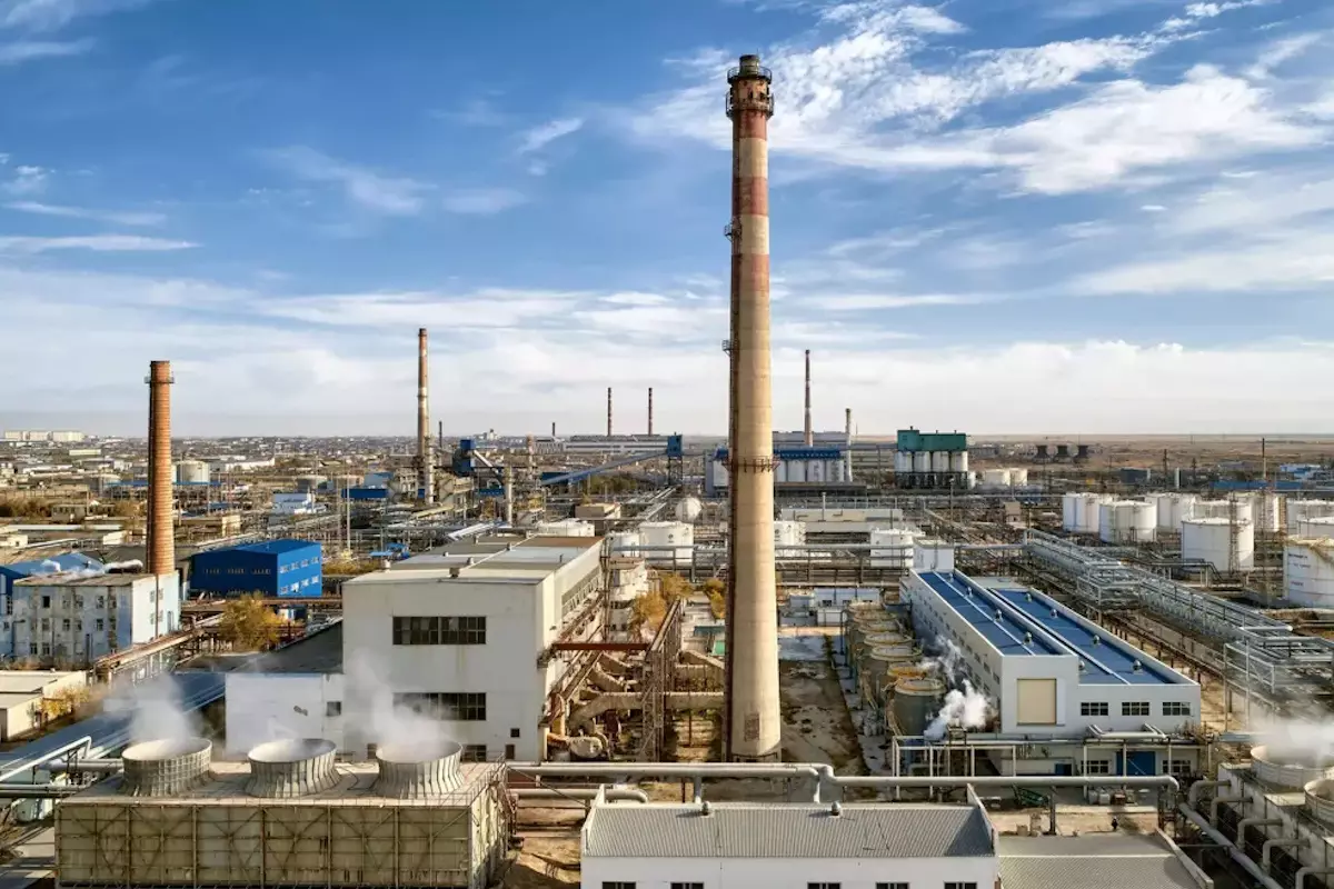 Новый НПЗ и расширение заводов: планы нефтяной отрасли Казахстана