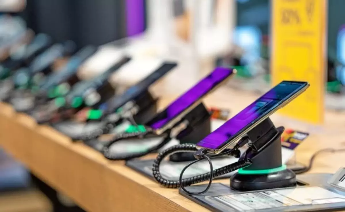 Қытайлық ірі смартфон өндірушілері наурыз айында өнімдерінің бағасын көтермек