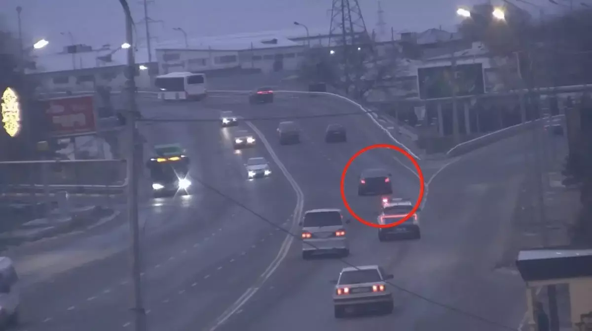 Подросток угнал машину сестры и пытался скрыться от полиции в Таразе