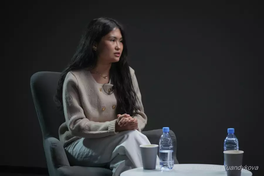 “Бапкерім күніне 1000 еуро алады“ - Бибісара Асаубаева 