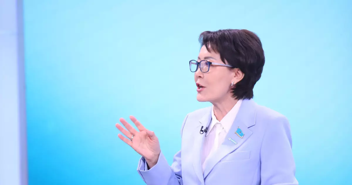  Теңгені Ата Заңда бекіту «ортақ валюта» енгізу туралы қауесеттерге құқықтық тұрғыдан тосқауыл қояды – Үнзила Шапақ 