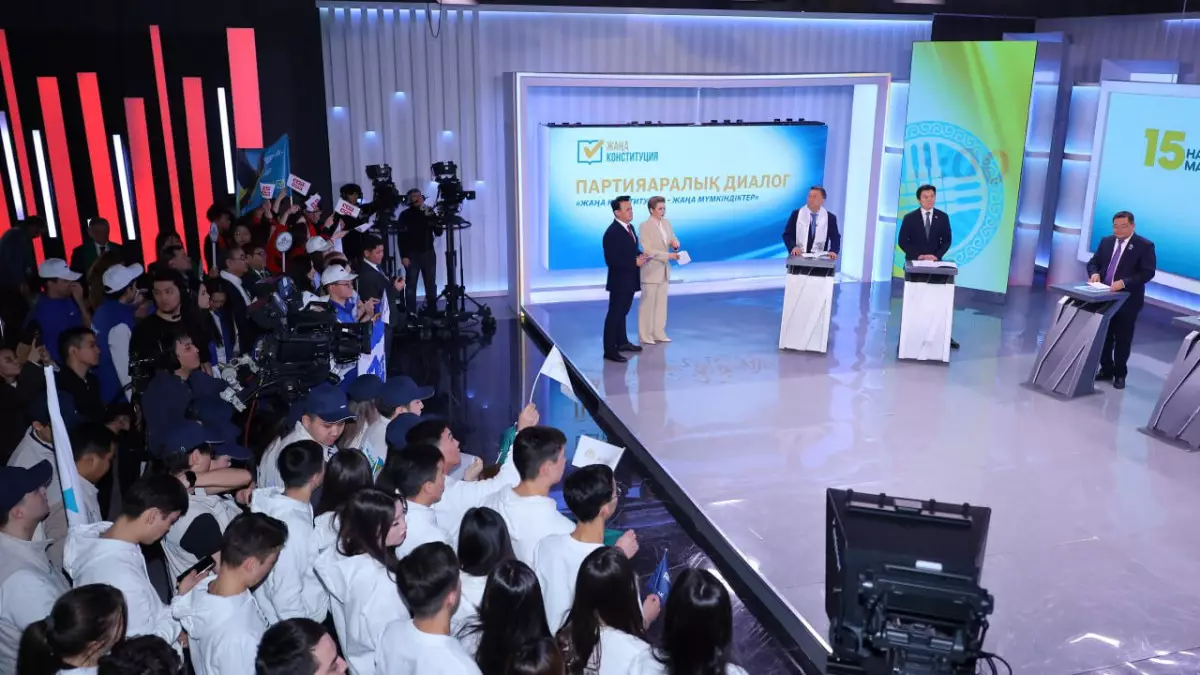 Почему в новой редакции Конституции есть запрет на двойное гражданство объяснили казахстанцам