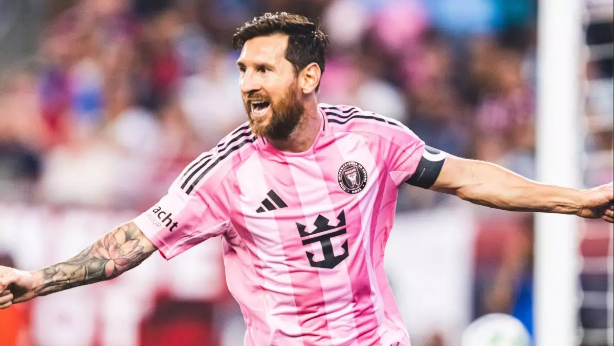 Месси Ақ үйде Трамппен кездеседі