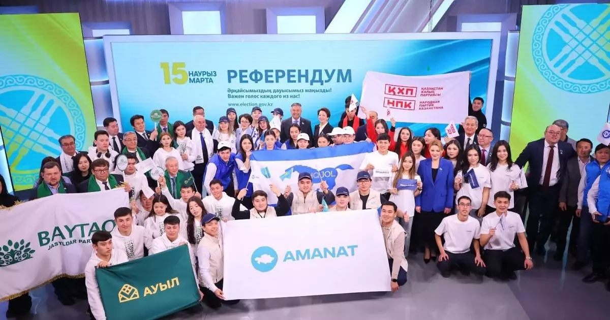  Саяси партиялар халықтық Конституцияны қолдайтындарын мәлімдеді 