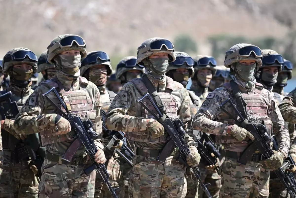 Тоқаев Таяу Шығыстағы жағдайға байланысты қарулы күштерді төтенше жағдайға көшіруді тапсырды