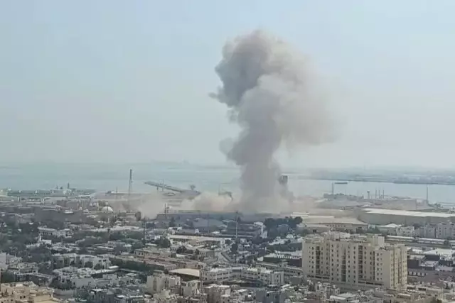 Иран Парсы шығанағындағы АҚШ-тың әскери нысандарына шабуыл жасады