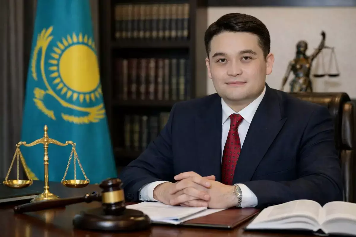 «Без сильной защиты нет справедливого суда»: адвокат из Актау высказался о поправках в Конституцию - новости на Lada.kz 28.02.2026